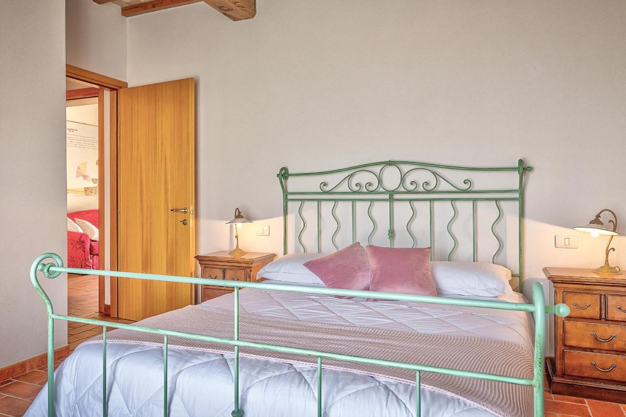 Borgo Del Faggio - Case Vacanza Montepulciano Stazione Eksteriør billede