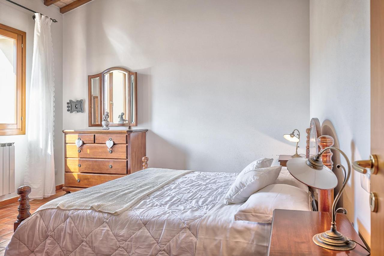 Borgo Del Faggio - Case Vacanza Montepulciano Stazione Eksteriør billede