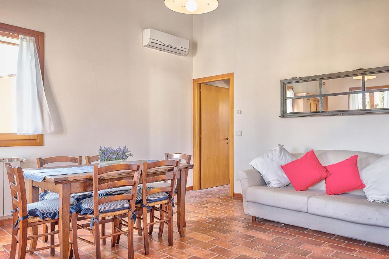 Borgo Del Faggio - Case Vacanza Montepulciano Stazione Eksteriør billede