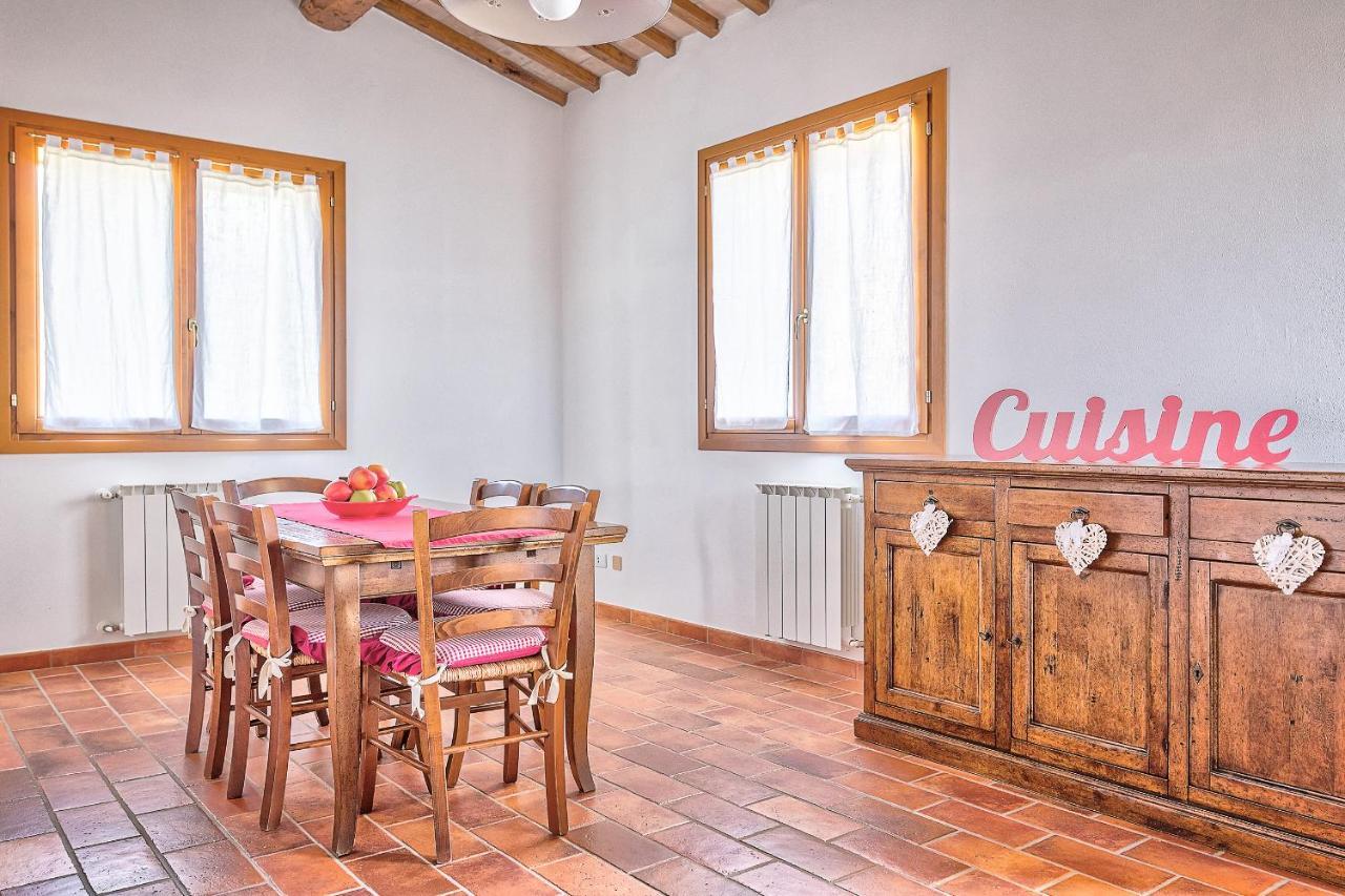 Borgo Del Faggio - Case Vacanza Montepulciano Stazione Eksteriør billede