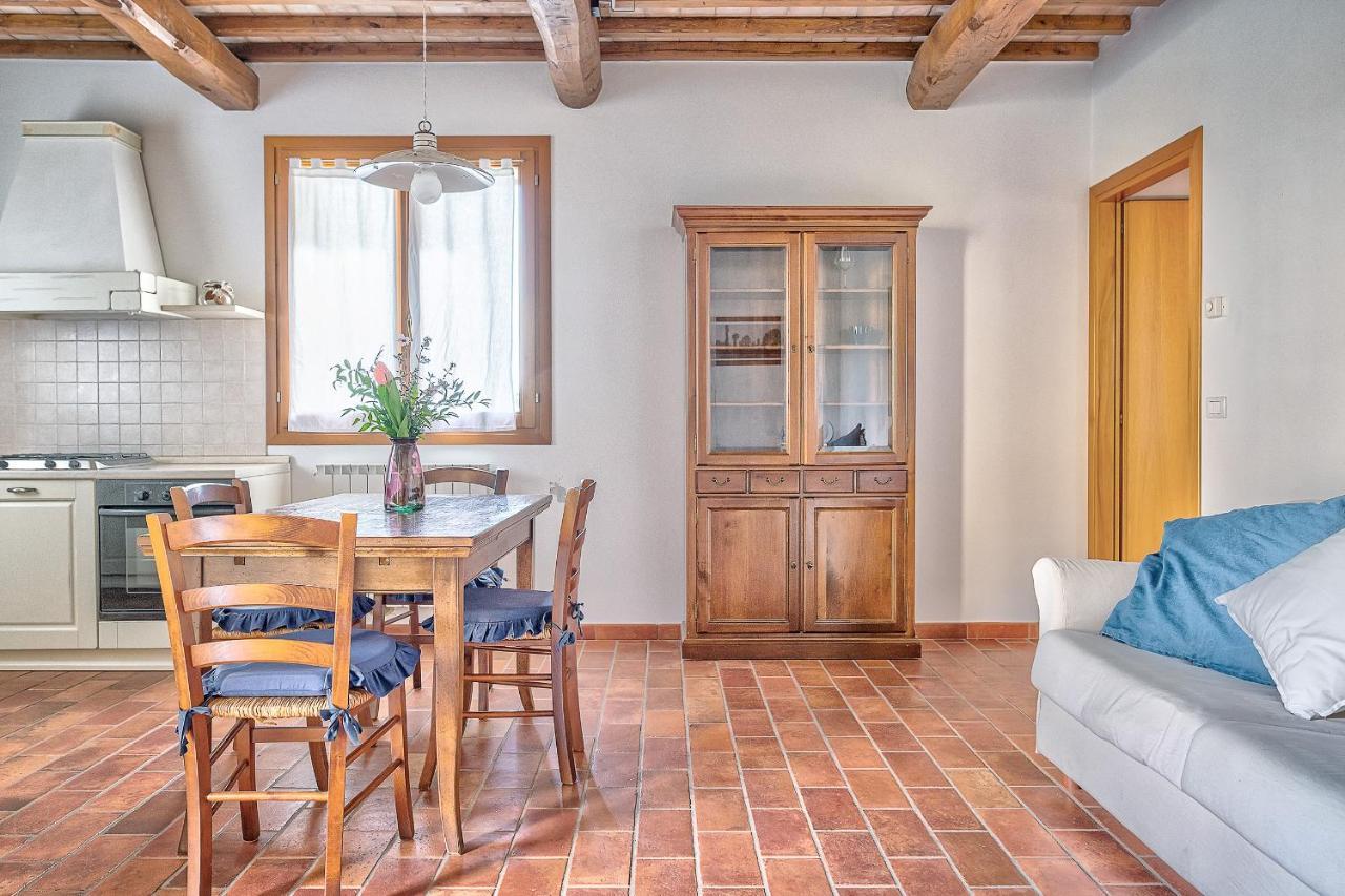 Borgo Del Faggio - Case Vacanza Montepulciano Stazione Eksteriør billede