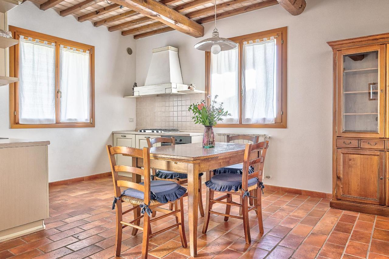 Borgo Del Faggio - Case Vacanza Montepulciano Stazione Eksteriør billede