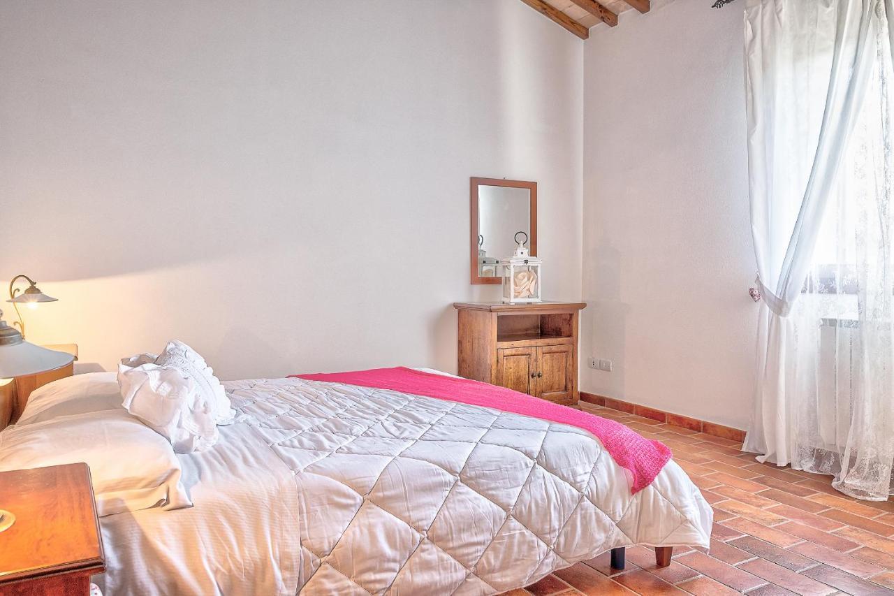 Borgo Del Faggio - Case Vacanza Montepulciano Stazione Eksteriør billede
